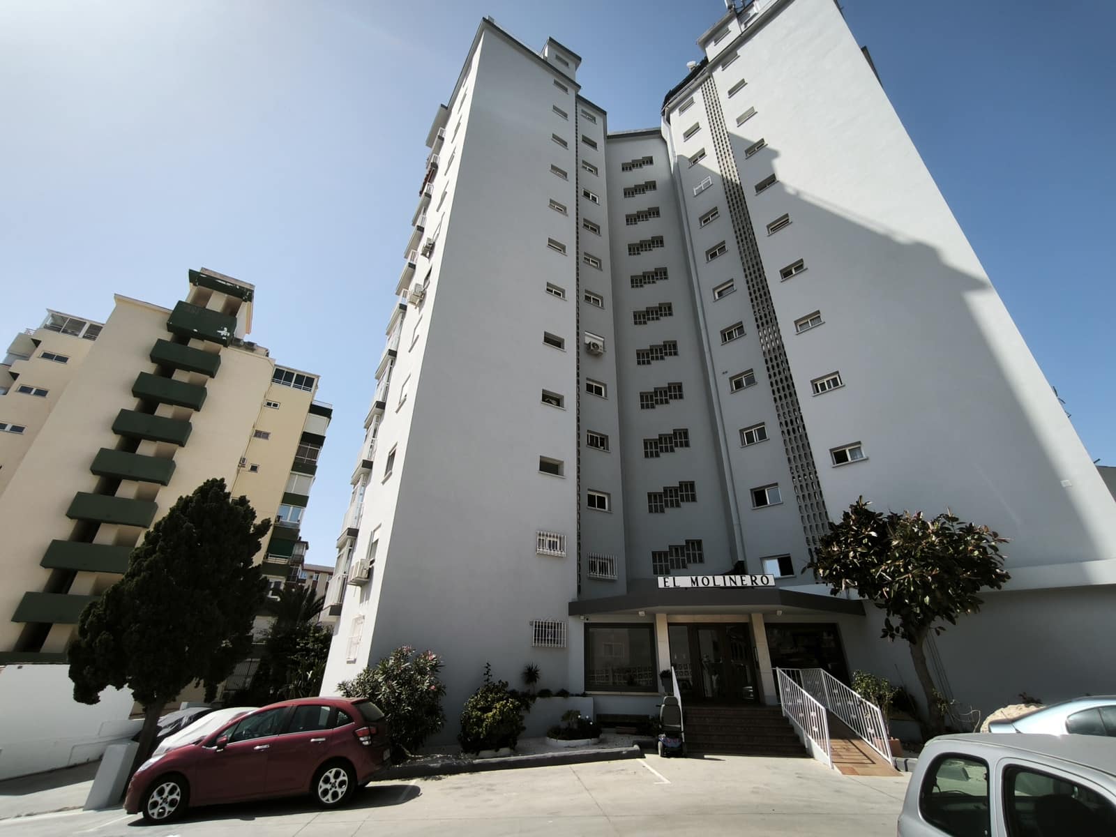 3 Zimmer Apartment zu verkaufen in Fuengirola mit Pool Garage - 398.000 € (Ref: 9863740)