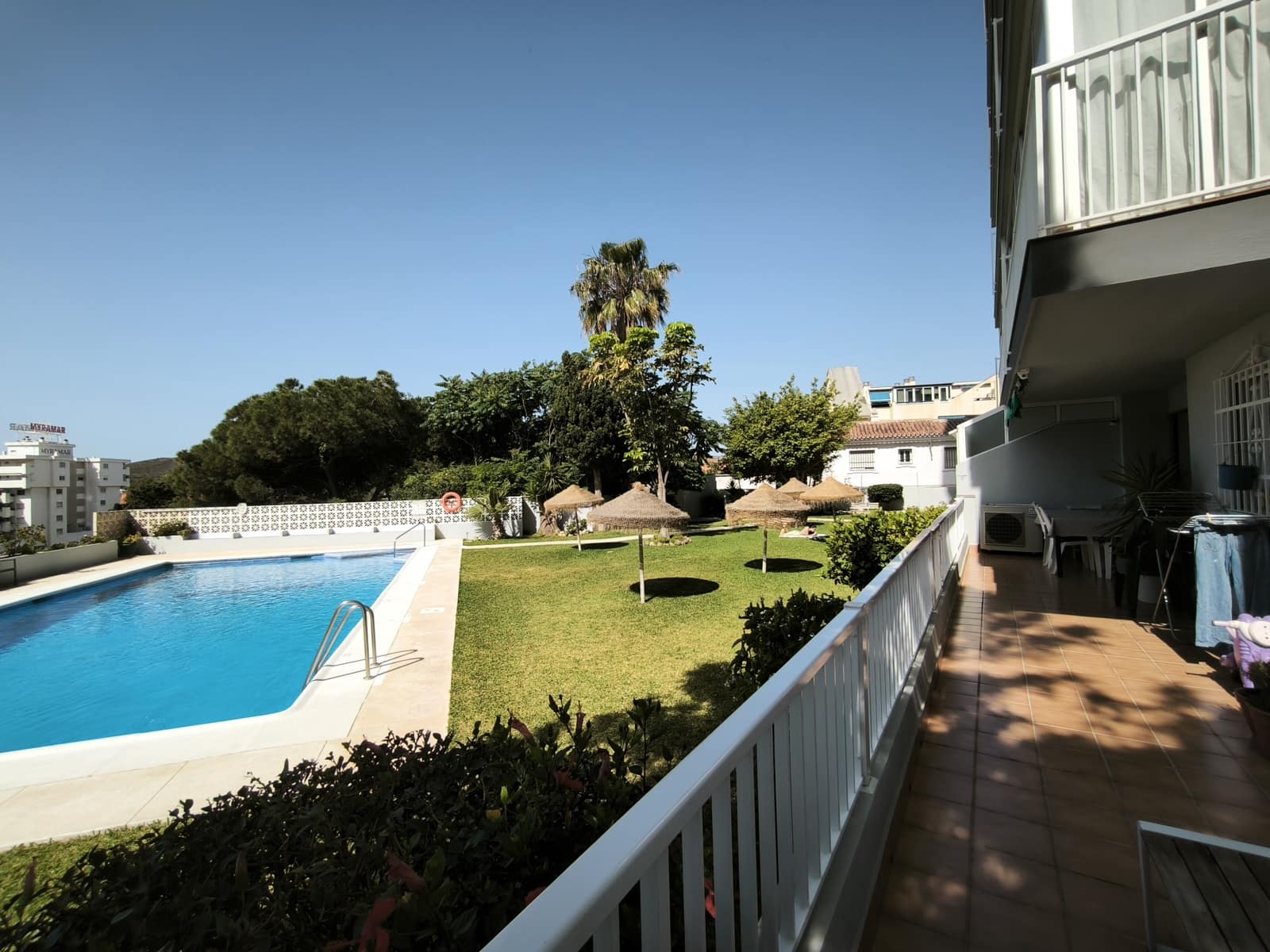 3 Zimmer Apartment zu verkaufen in Fuengirola mit Pool Garage - 398.000 € (Ref: 9863740)