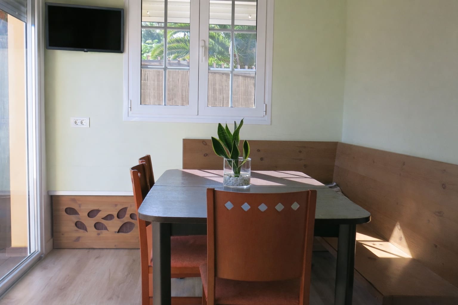 4 slaapkamer Rijtjeshuis te koop in Puerto de la Cruz met zwembad garage - € 585.000 (Ref: 9564041)