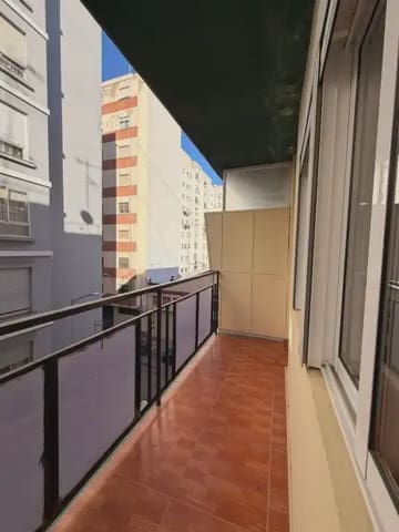3 bedroom Flat for rent in Este, Castelló de la Plana - € 1,000 (Ref: 10019998)