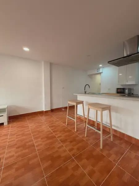 3 bedroom Flat for rent in Castello de la Plana - € 1,000 (Ref: 10019998)