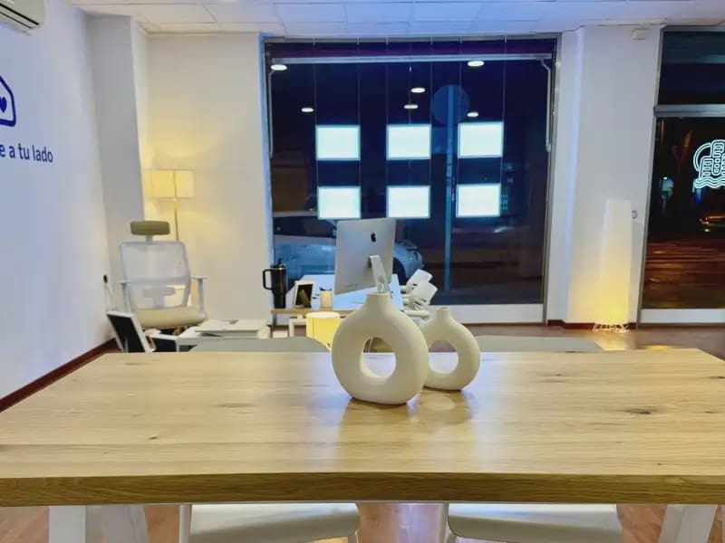 Kommersiell till salu i Valencia stad - 28 000 € (Ref: 10029621)