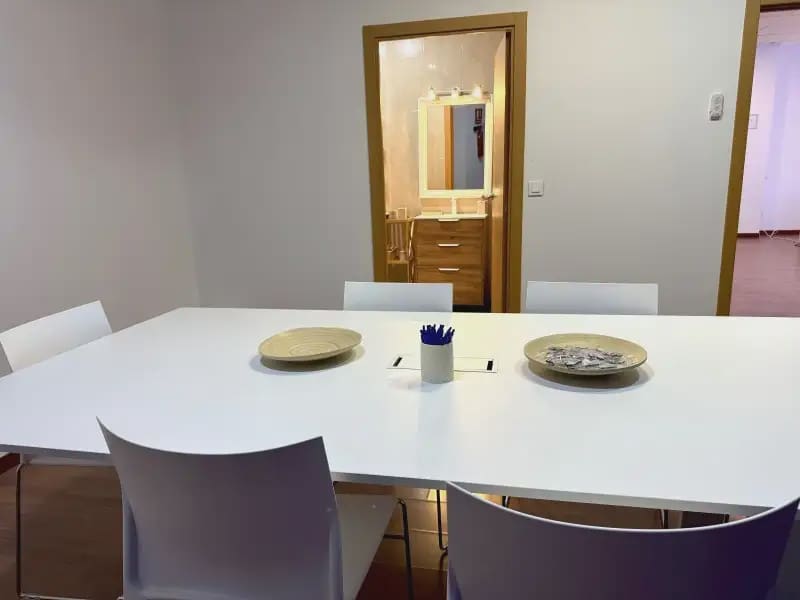 Kommersiell till salu i Valencia stad - 28 000 € (Ref: 10029621)