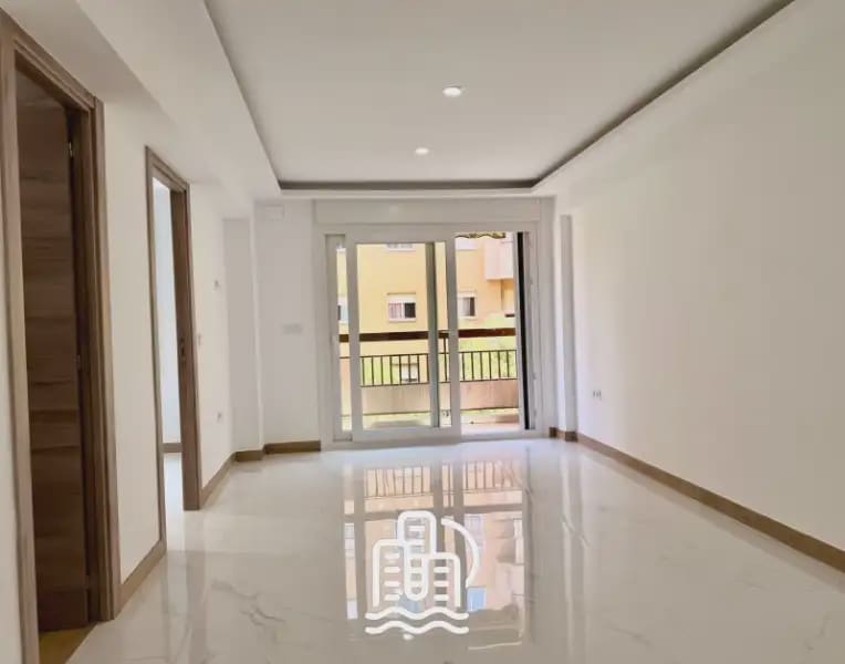 3 slaapkamer Flat te huur in Valencia stad - € 1.500 (Ref: 10034774)