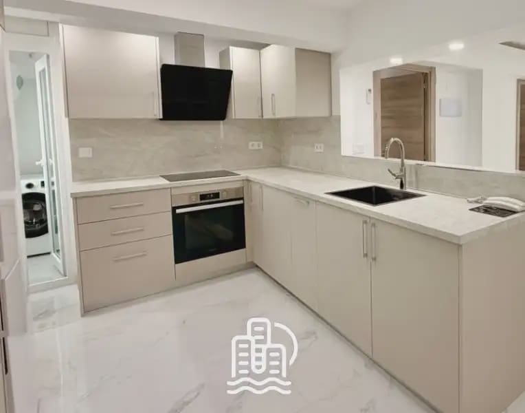 3 slaapkamer Flat te huur in Valencia stad - € 1.500 (Ref: 10034774)