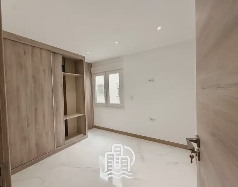 3 slaapkamer Flat te huur in Valencia stad - € 1.500 (Ref: 10034774)