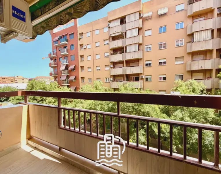 3 slaapkamer Flat te huur in Valencia stad - € 1.500 (Ref: 10034774)