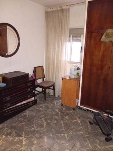 4 soveværelse Villa til salg i Ontinyent - € 65.000 (Ref: 9569193)