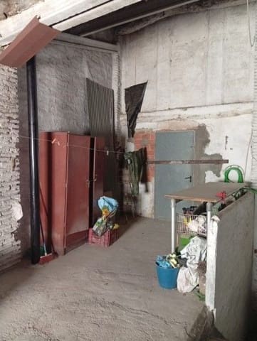 4 soveværelse Villa til salg i Ontinyent - € 65.000 (Ref: 9569193)