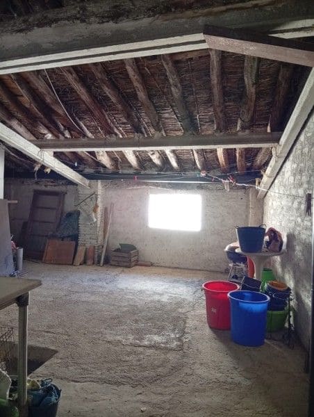 4 soveværelse Villa til salg i Ontinyent - € 65.000 (Ref: 9569193)