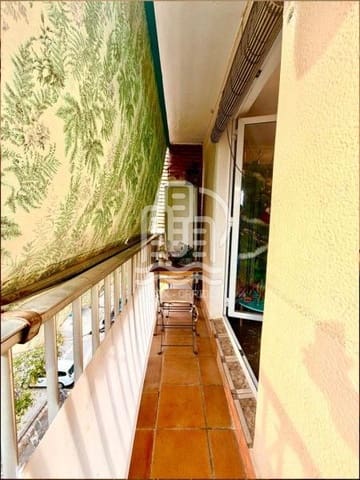 3 soveværelse Lejlighed til salg i Torrefiel, Valencia by - € 250.000 (Ref: 9569195)