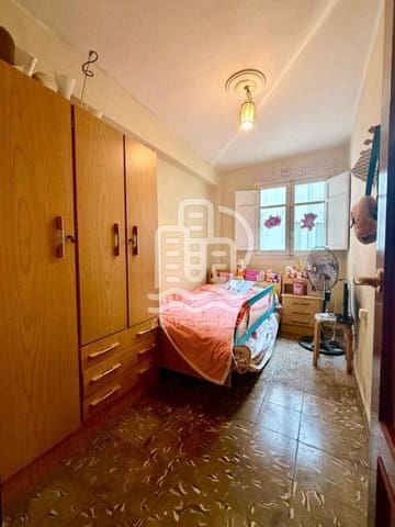 3 soveværelse Lejlighed til salg i Torrefiel, Valencia by - € 250.000 (Ref: 9569195)