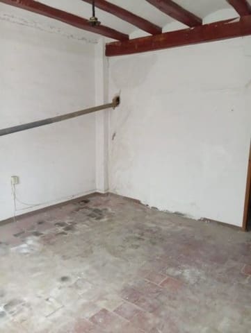 4 makuuhuone Omakotitalo myytävänä paikassa Ontinyent - 69 500 € (Ref: 9569197)