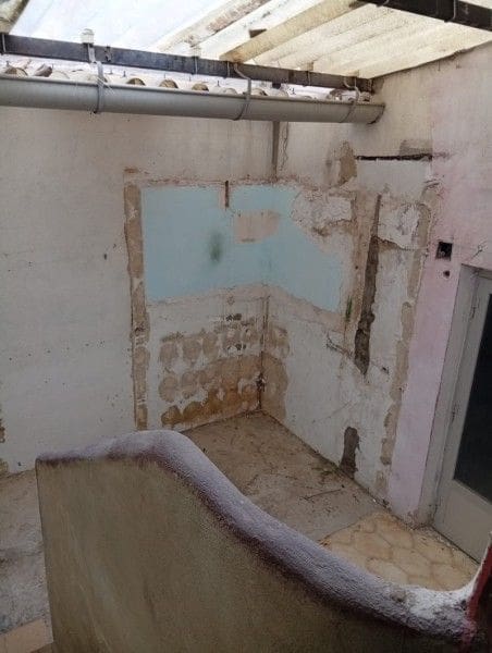 Casa de 4 habitaciones en Ontinyent en venta - 69.500 € (Ref: 9569197)