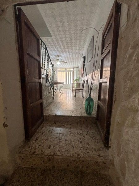 3 slaapkamer Villa te koop in Ontinyent - € 125.000 (Ref: 9569200)