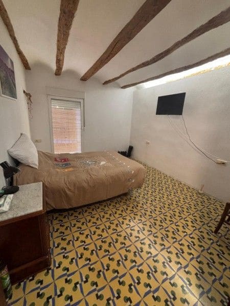 3 slaapkamer Villa te koop in Ontinyent - € 125.000 (Ref: 9569200)