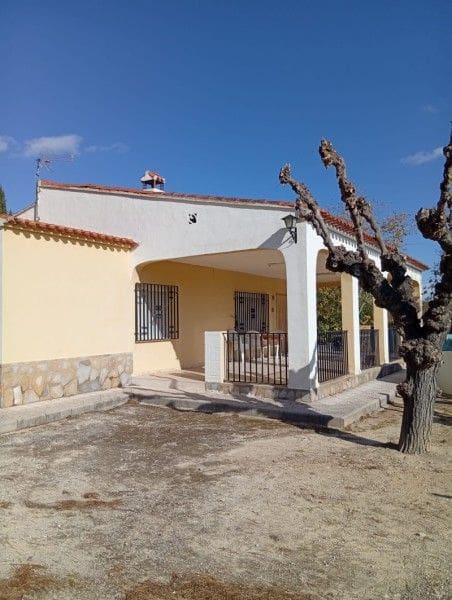 5 makuuhuone Huvila myytävänä paikassa Ontinyent - 250 000 € (Ref: 9569203)