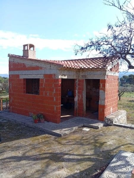 5 makuuhuone Huvila myytävänä paikassa Ontinyent - 250 000 € (Ref: 9569203)