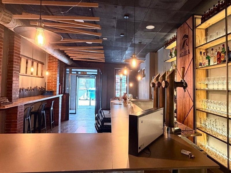 Erhverv til salg i Valencia by - € 90.000 (Ref: 9569204)