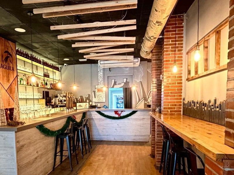 Erhverv til salg i Valencia by - € 90.000 (Ref: 9569204)