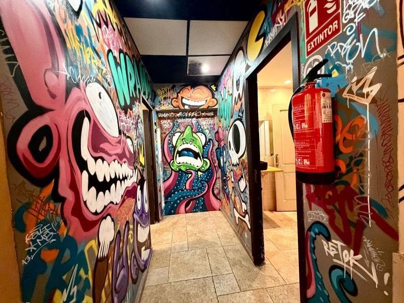 Erhverv til salg i Valencia by - € 90.000 (Ref: 9569204)