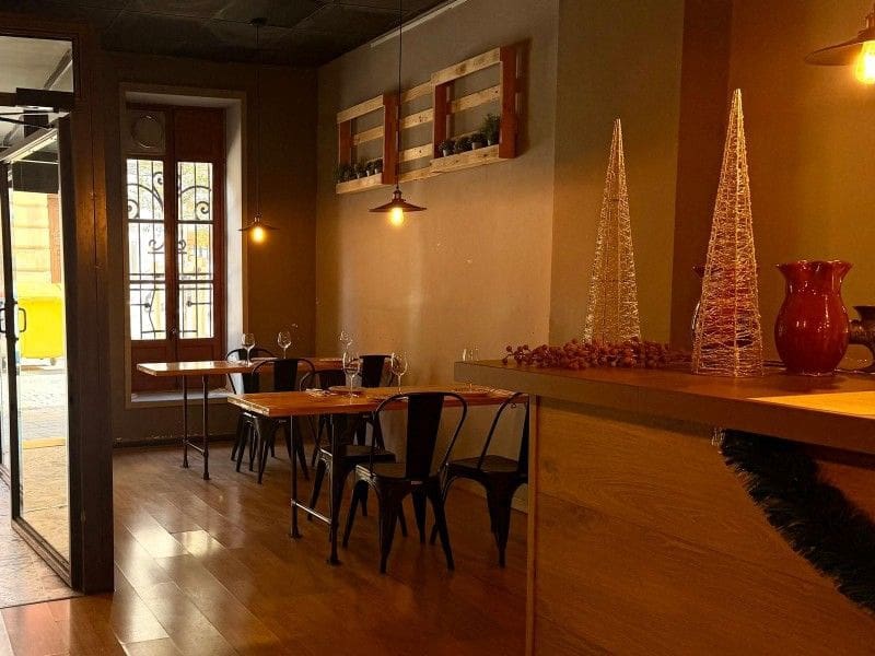 Erhverv til salg i Valencia by - € 90.000 (Ref: 9569204)