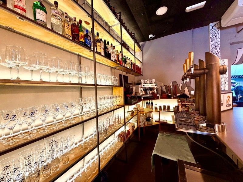 Erhverv til salg i Valencia by - € 90.000 (Ref: 9569204)