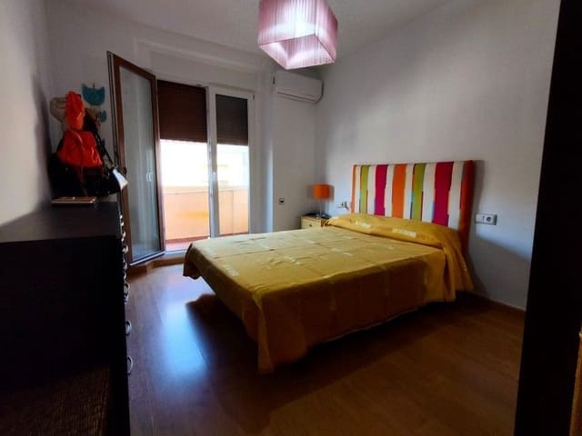 6 sypialnia Willa na sprzedaż w Ontinyent z garażem - 295 000 € (Ref: 9569205)