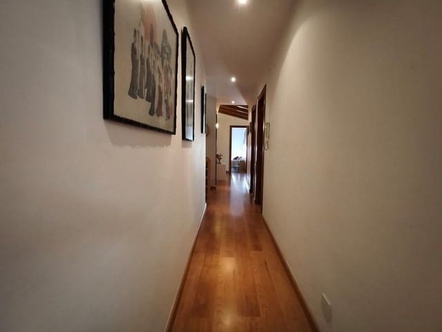 6 sypialnia Willa na sprzedaż w Ontinyent z garażem - 295 000 € (Ref: 9569205)