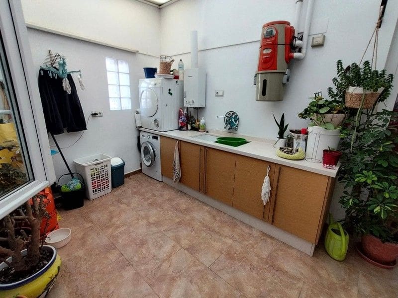 6 makuuhuone Huvila myytävänä paikassa Ontinyent mukana 
autotalli - 295 000 € (Ref: 9569205)