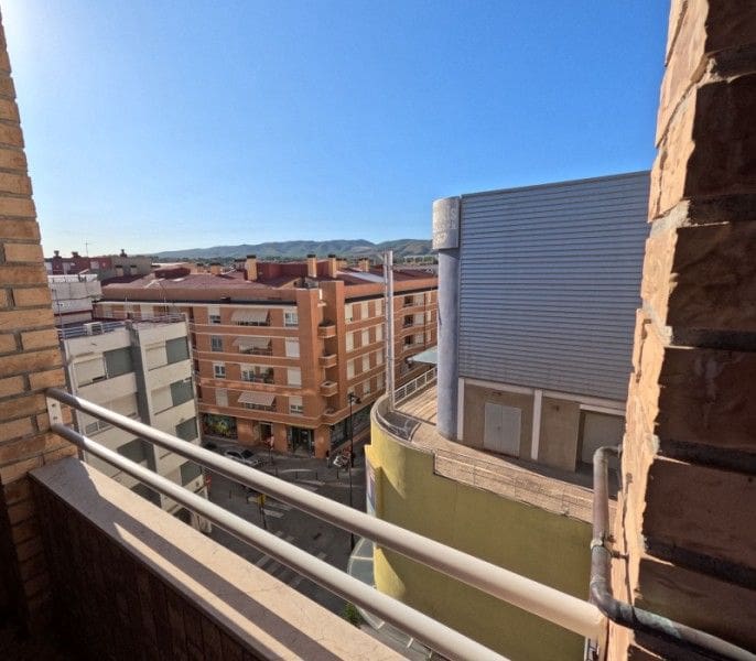 4 quarto Apartamento para venda em Ontinyent com garagem - 175 000 € (Ref: 9569213)