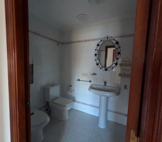 4 quarto Apartamento para venda em Ontinyent com garagem - 175 000 € (Ref: 9569213)