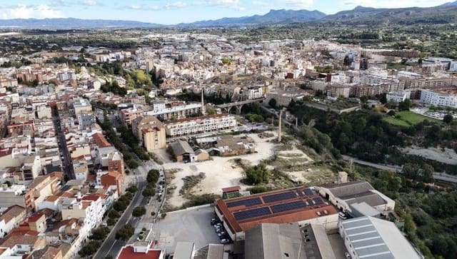 Byggetomt til salgs i Ontinyent - € 8 000 000 (Ref: 9569216)