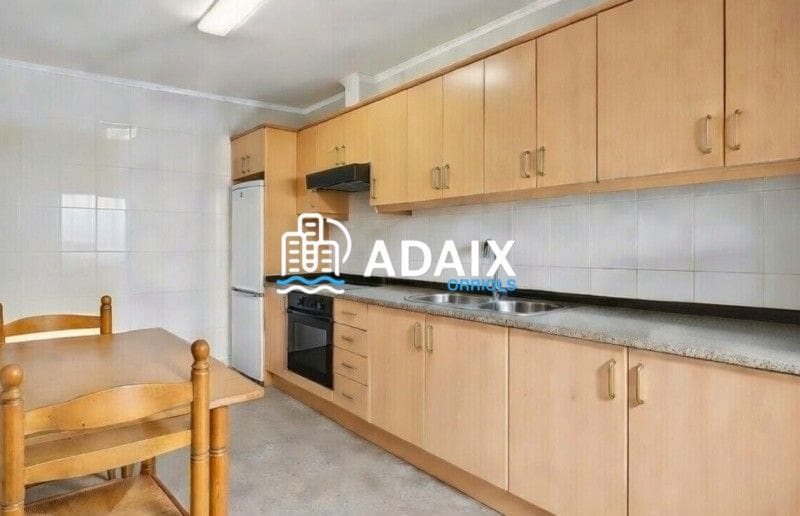 5 soveværelse Byhus til salg i Castello de la Plana - € 259.000 (Ref: 9569217)