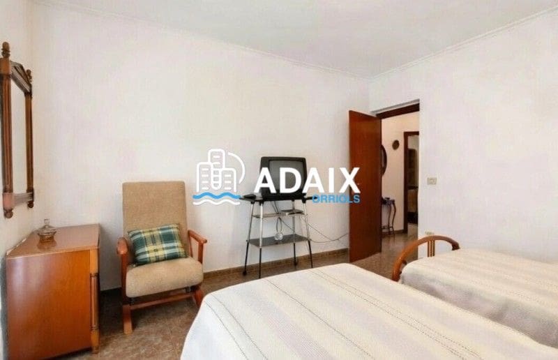 5 soveværelse Byhus til salg i Castello de la Plana - € 259.000 (Ref: 9569217)