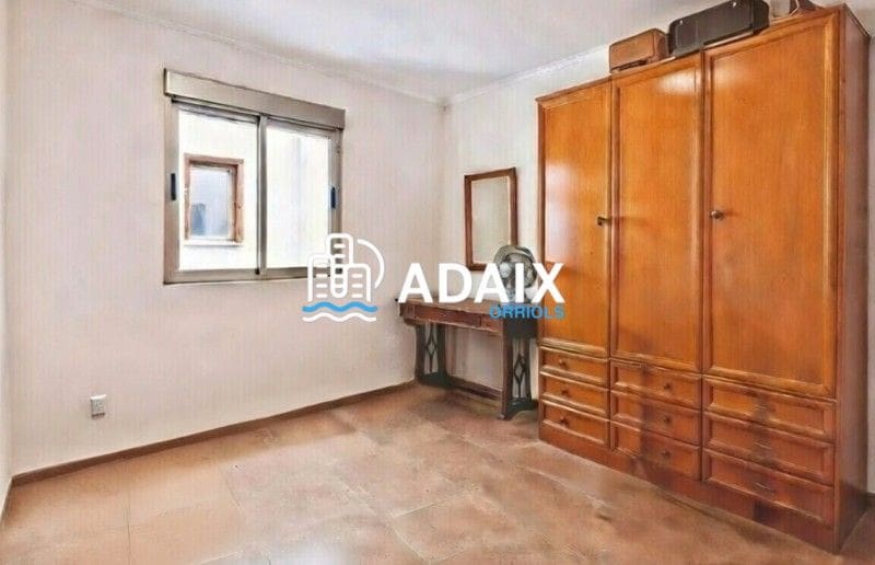 5 soveværelse Byhus til salg i Castello de la Plana - € 259.000 (Ref: 9569217)