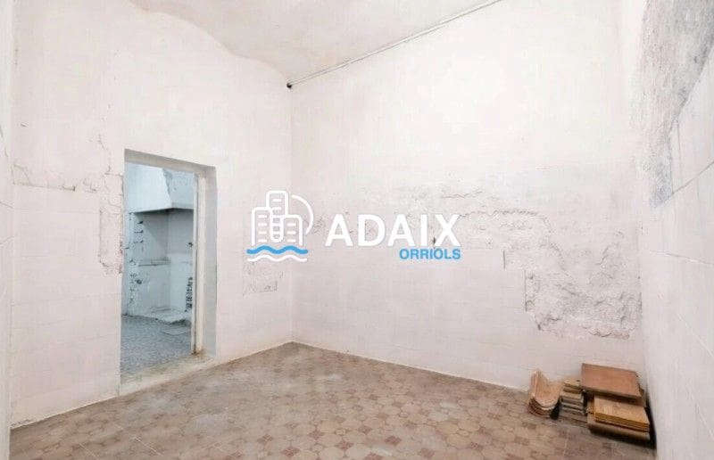 5 soveværelse Byhus til salg i Castello de la Plana - € 259.000 (Ref: 9569217)