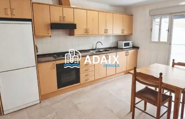 5 soveværelse Byhus til salg i Oeste, Castelló de la Plana - € 259.000 (Ref: 9569217)