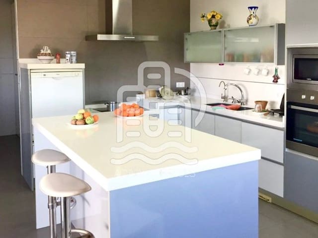 4 soveværelse Villa til salg i Picassent med garage - € 845.000 (Ref: 9575014)