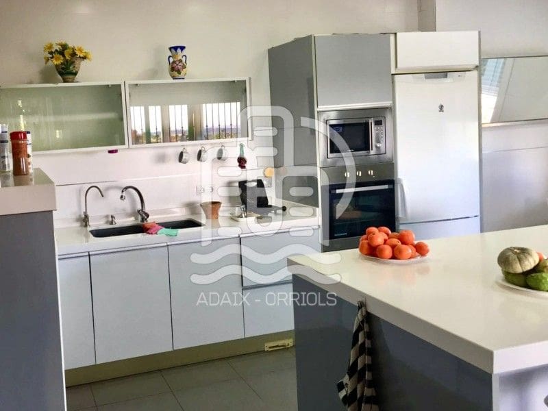 4 soveværelse Villa til salg i Picassent med garage - € 845.000 (Ref: 9575014)