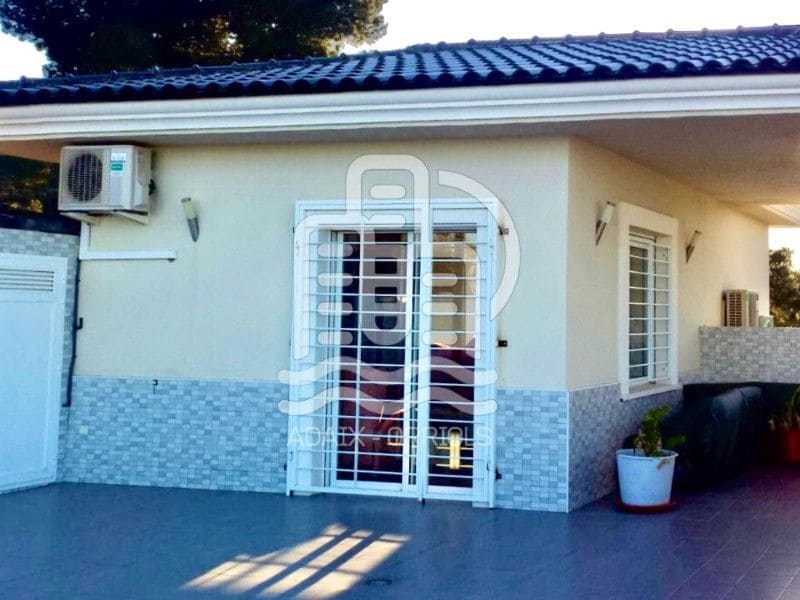 4 soveværelse Villa til salg i Picassent med garage - € 845.000 (Ref: 9575014)