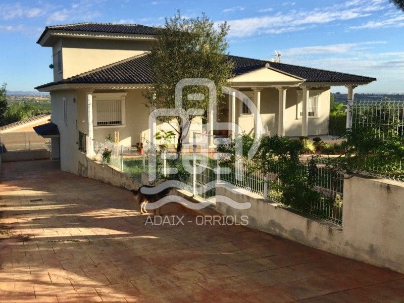 4 soveværelse Villa til salg i Picassent med garage - € 845.000 (Ref: 9575014)