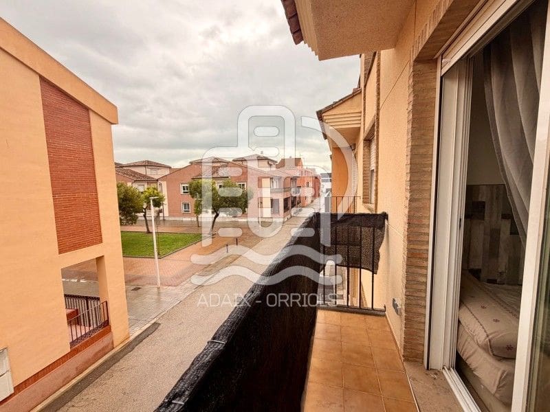 4 sypialnia Dom blizniak na sprzedaż w Pucol z garażem - 332 000 € (Ref: 9592103)