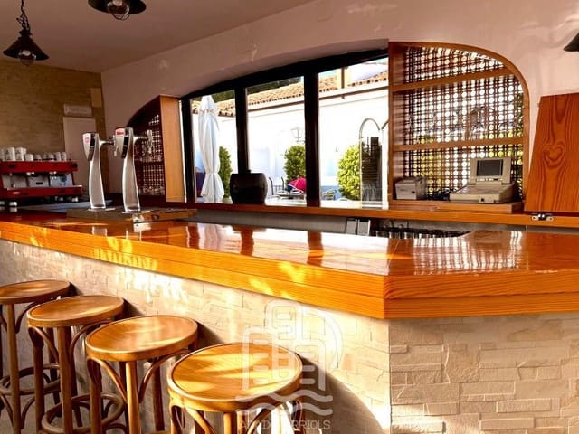 Commerciale in vendita in Urbanizaciones, Benidorm - 890.000 € (Rif: 9592104)