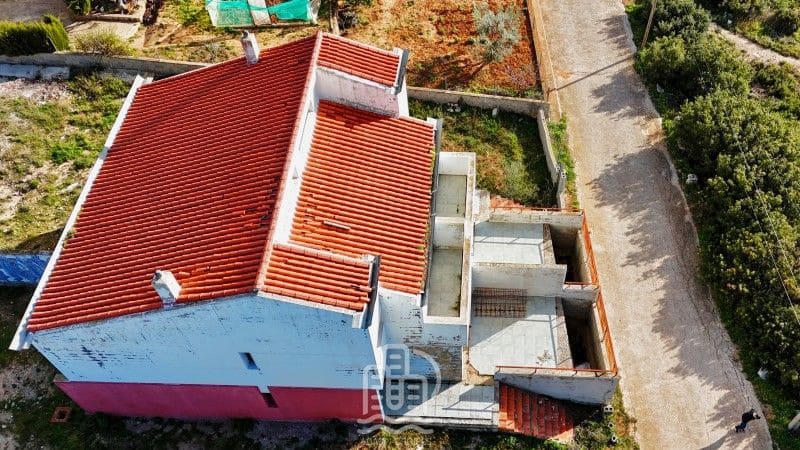 3 slaapkamer Halfvrijstaande villa te koop in Godelleta - € 75.000 (Ref: 9626390)