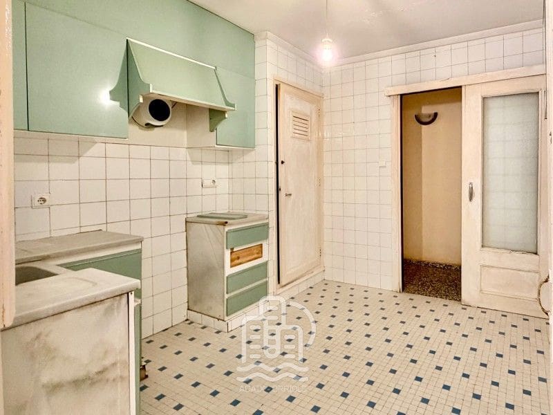 5 sypialnia Mieszkanie na sprzedaż w Burjassot - 203 000 € (Ref: 9631852)