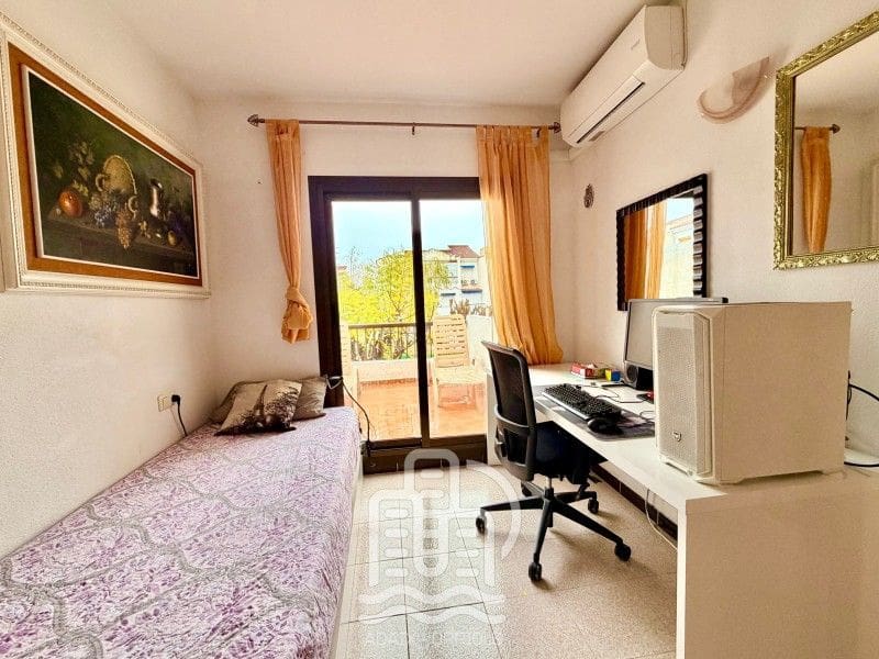 3 bedroom Terraced Villa for sale in El Campello - € 315,000 (Ref: 9658504)