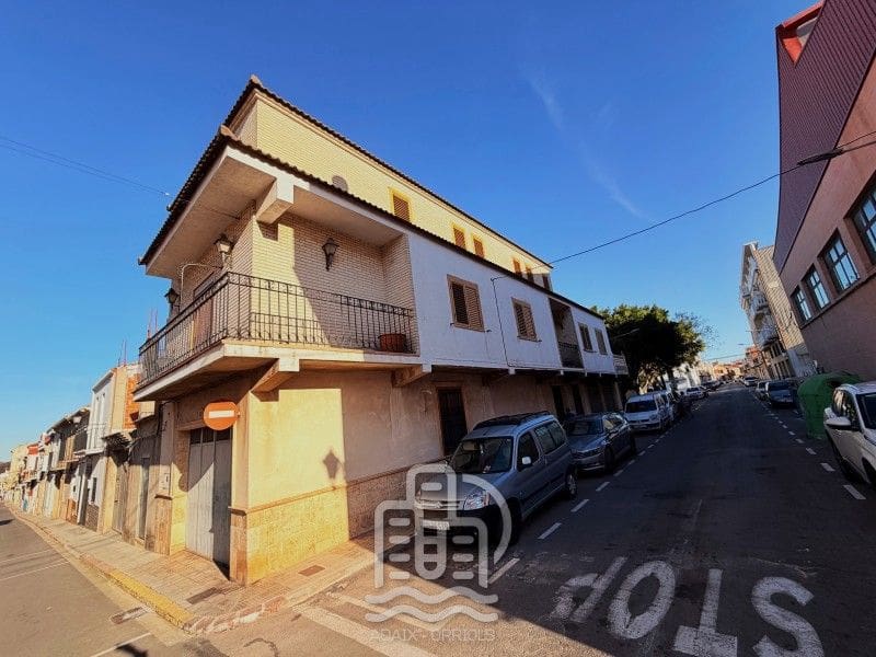 5 soveværelse Byhus til salg i Benifairo de les Valls - € 300.000 (Ref: 9694091)