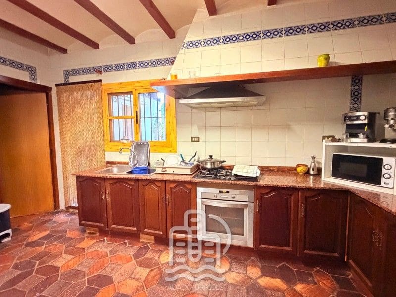 5 soveværelse Byhus til salg i Benifairo de les Valls - € 300.000 (Ref: 9694091)