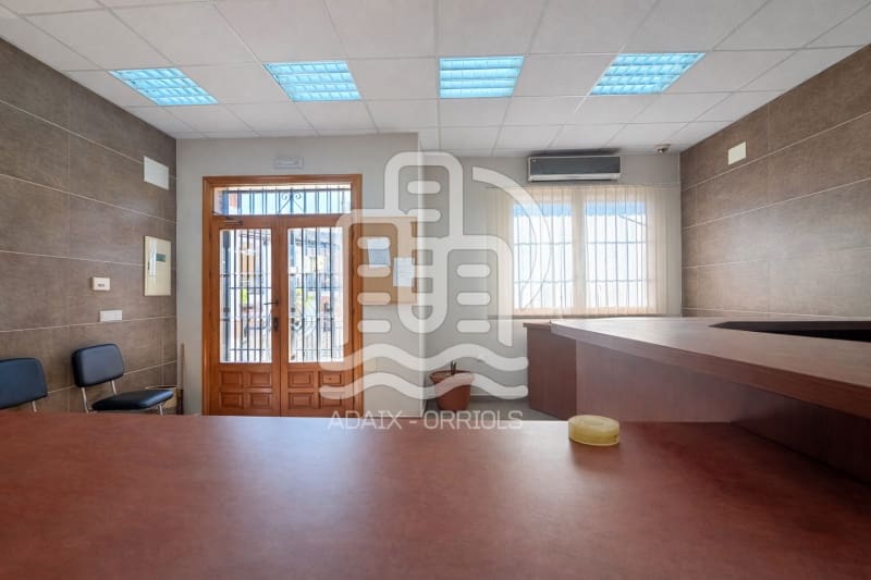Kontor til salg i Parrillas - € 360.000 (Ref: 9720342)